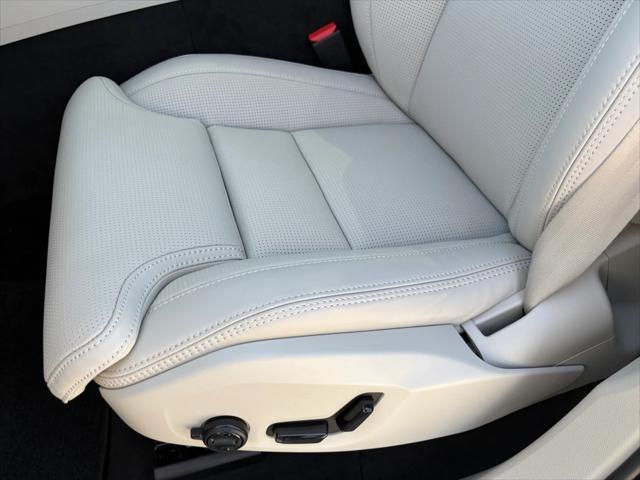 new 2025 Volvo XC60 car, priced at $63,410