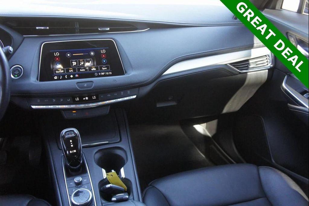 used 2020 Cadillac XT4 car, priced at $19,000