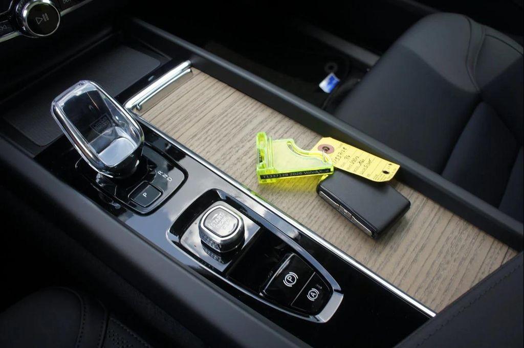 new 2026 Volvo XC60 car, priced at $57,985