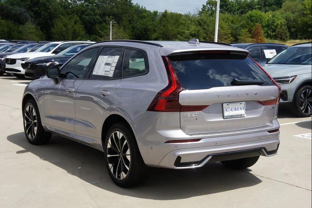 new 2026 Volvo XC60 car, priced at $57,985