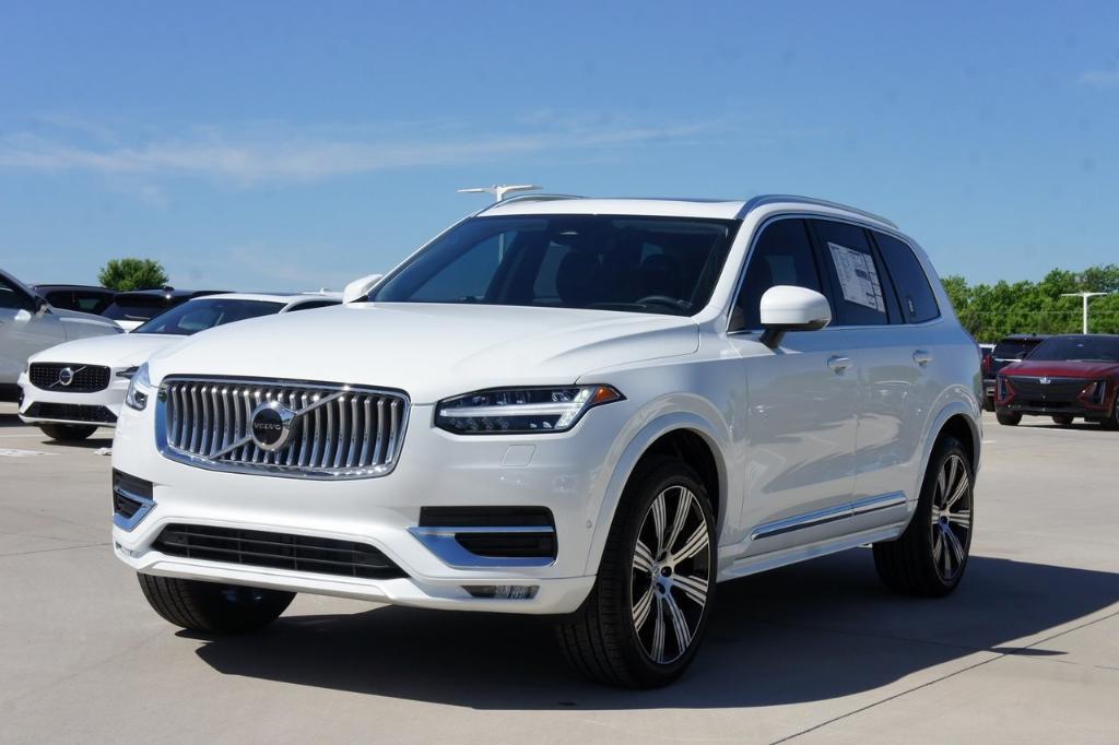 new 2024 Volvo XC90 car, priced at $68,047
