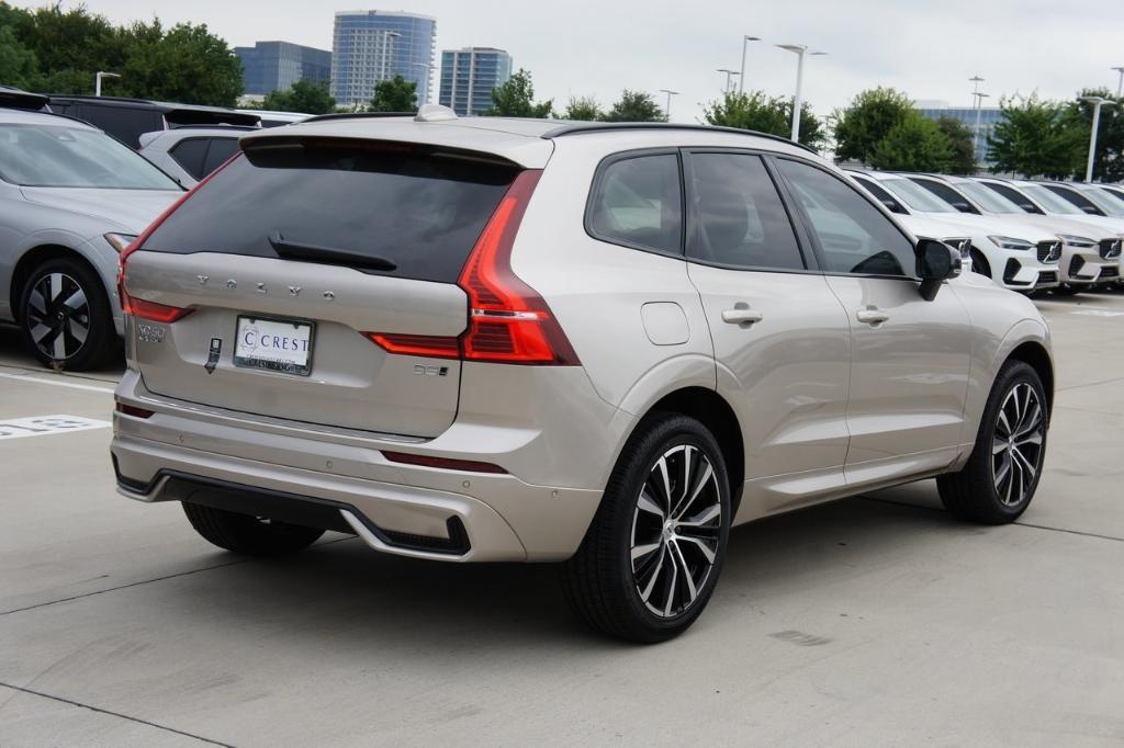 new 2025 Volvo XC60 car, priced at $55,385