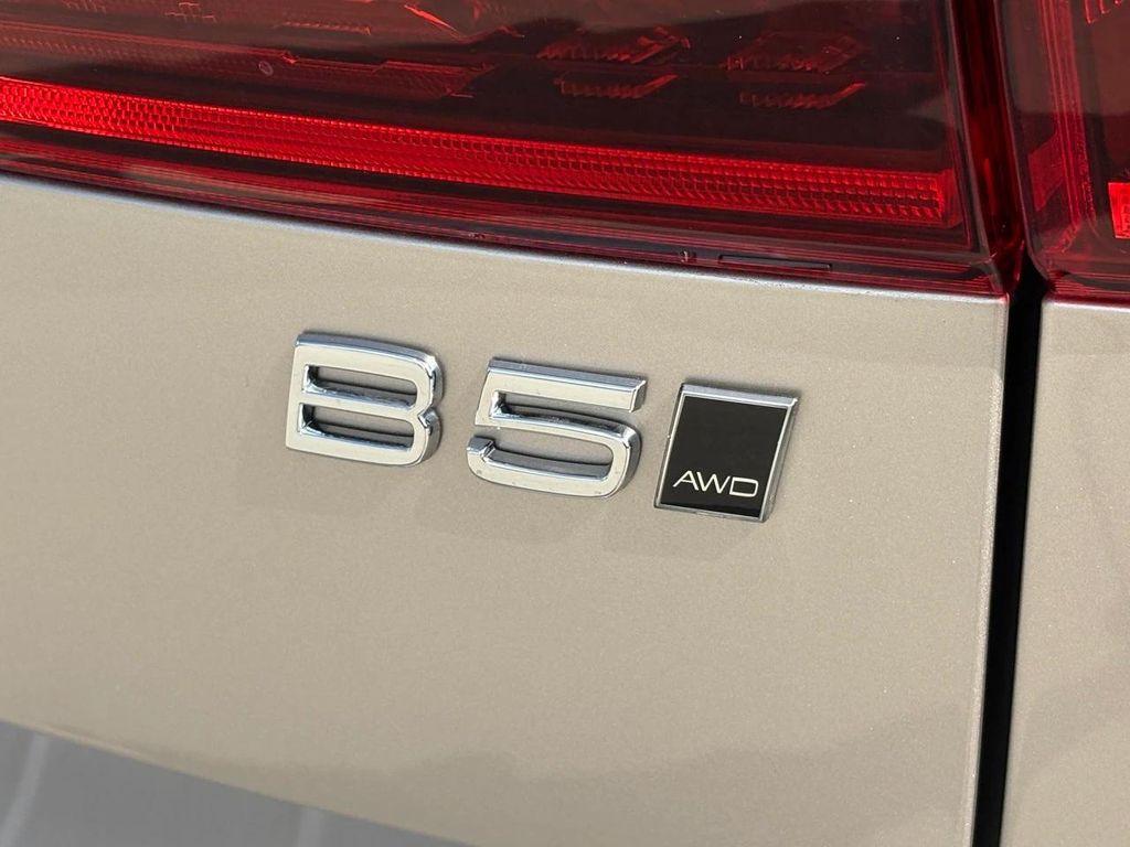 new 2026 Volvo XC60 car, priced at $57,985