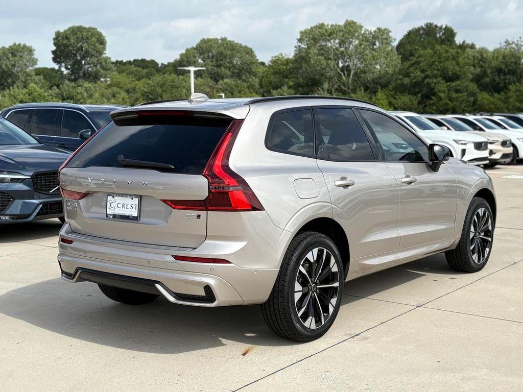 new 2026 Volvo XC60 car, priced at $57,985