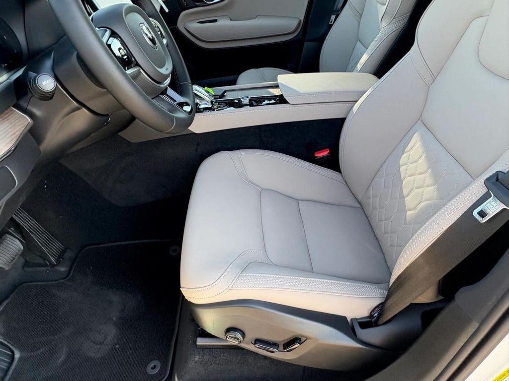 new 2026 Volvo XC90 car, priced at $71,825