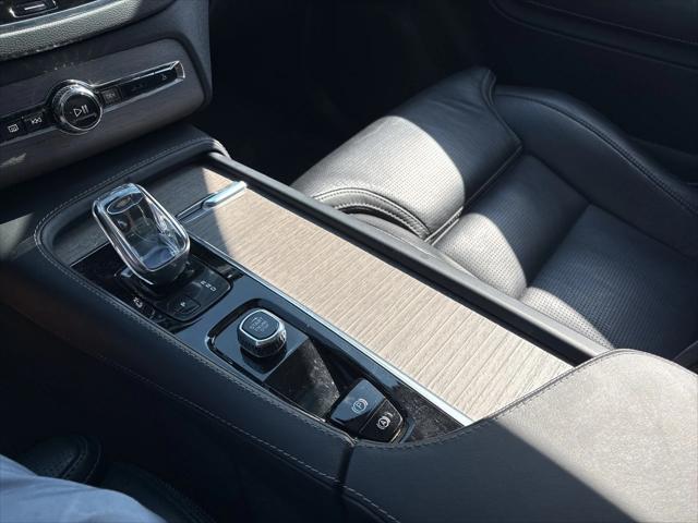used 2022 Volvo XC90 Recharge Plug-In Hybrid car, priced at $52,999