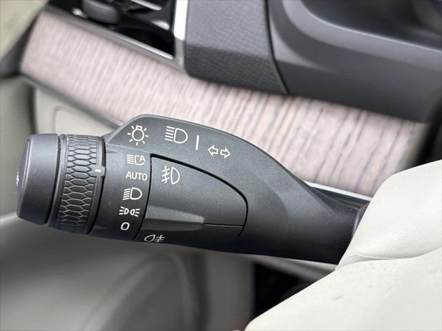 used 2024 Volvo XC90 Recharge Plug-In Hybrid car, priced at $56,855