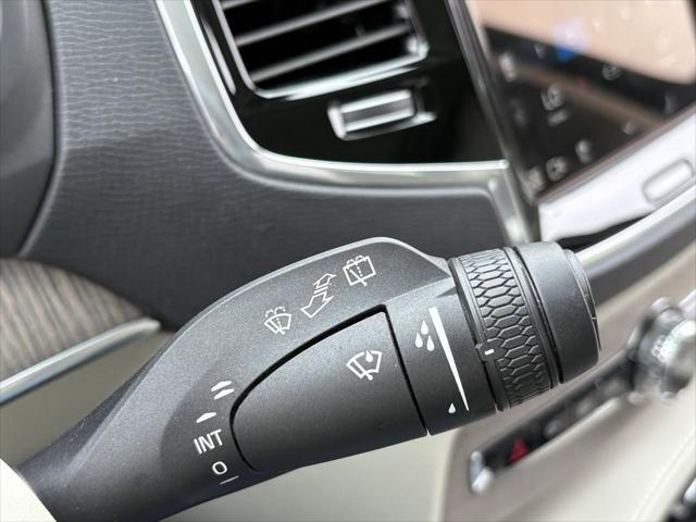 used 2024 Volvo XC90 Recharge Plug-In Hybrid car, priced at $56,855