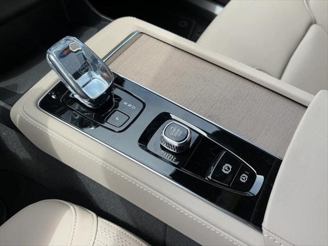 new 2026 Volvo XC90 car, priced at $69,175