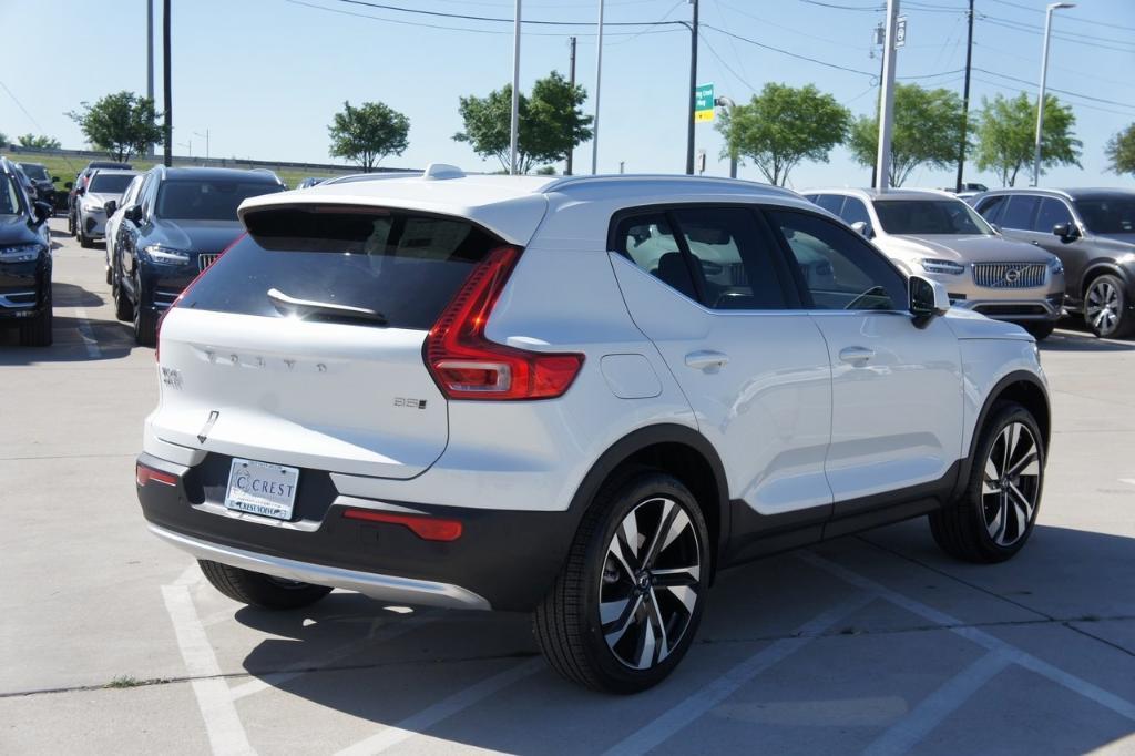 new 2024 Volvo XC40 car, priced at $50,720
