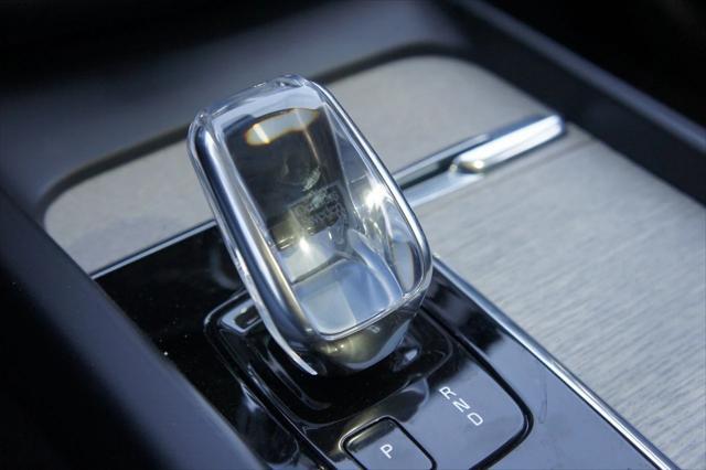 used 2022 Volvo XC60 car, priced at $41,891