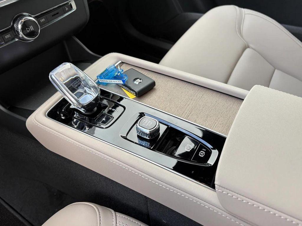 new 2026 Volvo XC90 car, priced at $70,245