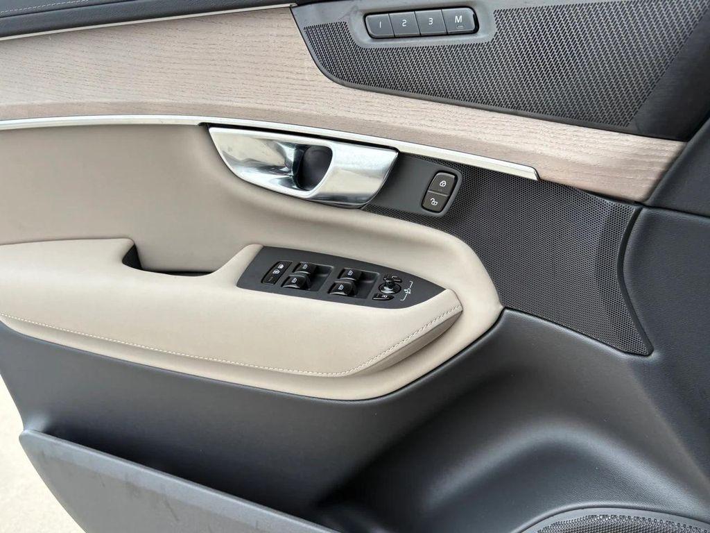 new 2026 Volvo XC90 car, priced at $70,245