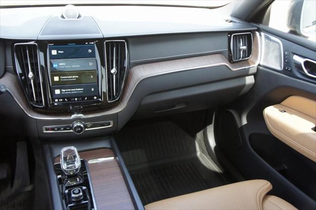 used 2022 Volvo XC60 car, priced at $41,127