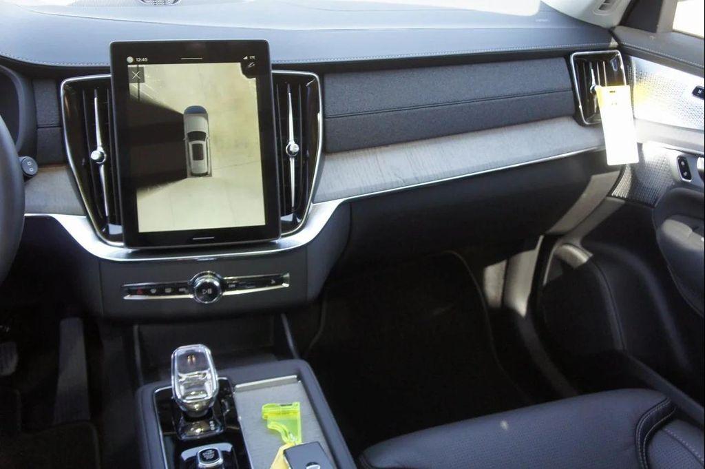 new 2026 Volvo XC90 car, priced at $82,505