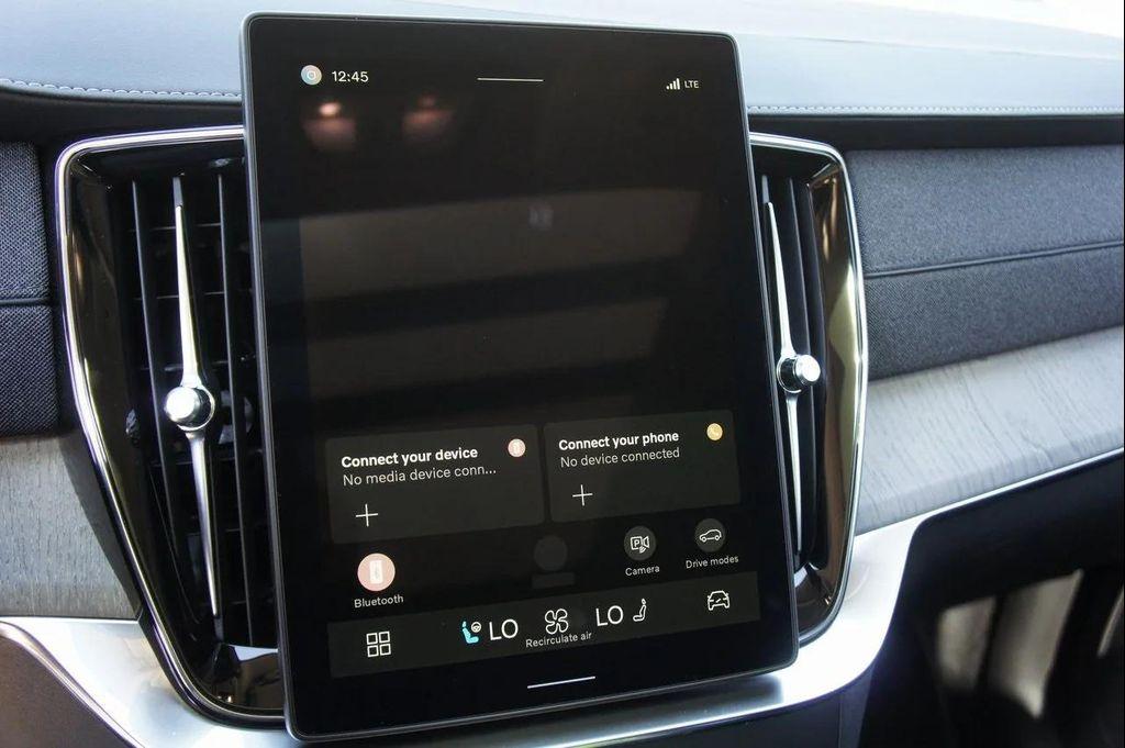 new 2026 Volvo XC90 car, priced at $82,505