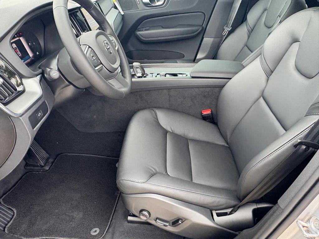 new 2025 Volvo XC60 car, priced at $50,285
