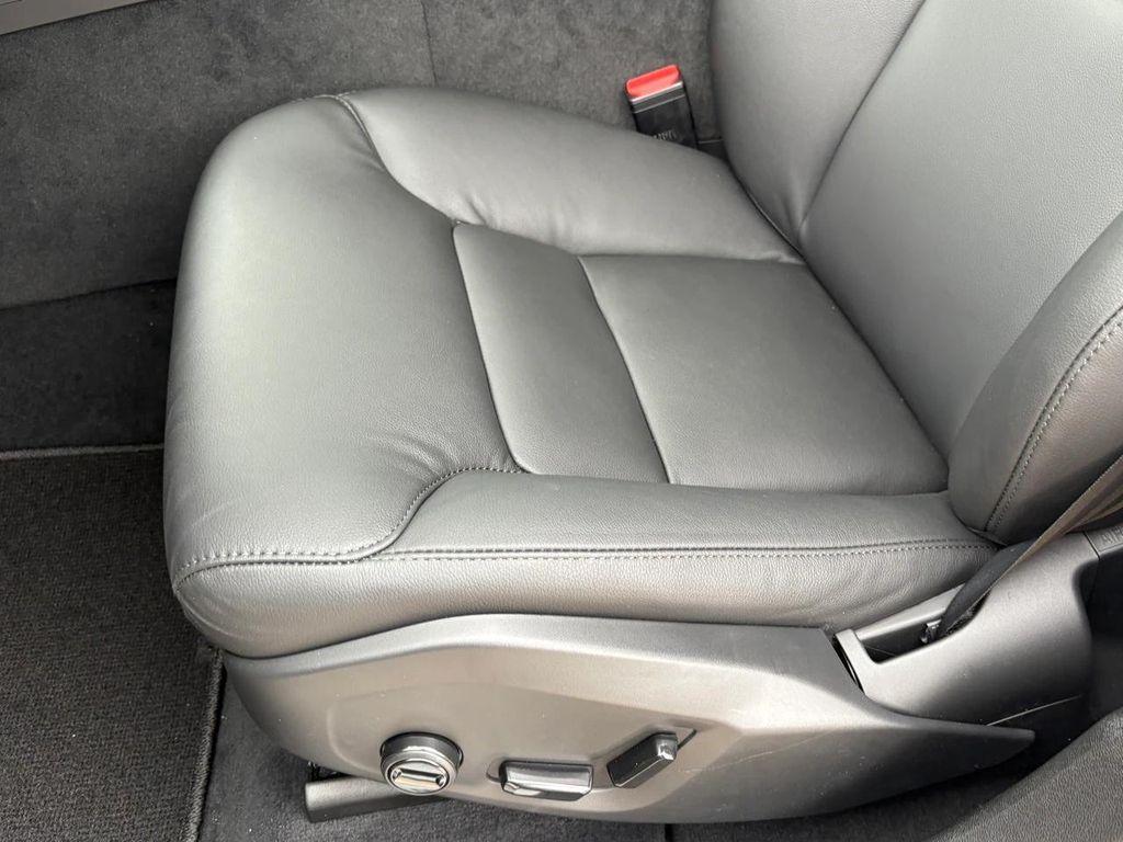 new 2025 Volvo XC60 car, priced at $50,285