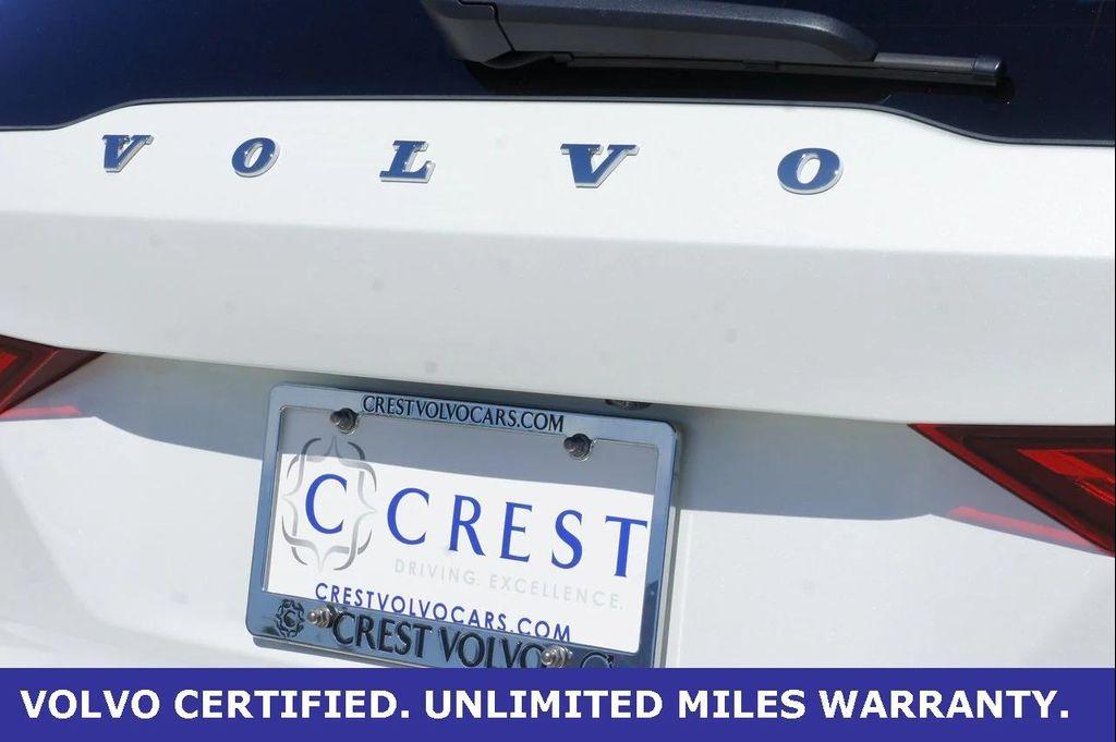 used 2025 Volvo V60 Cross Country car, priced at $41,400