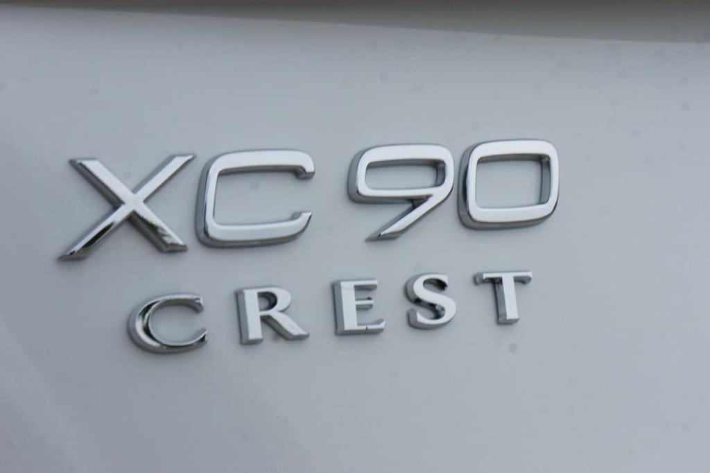 new 2025 Volvo XC90 Plug-In Hybrid car, priced at $75,965