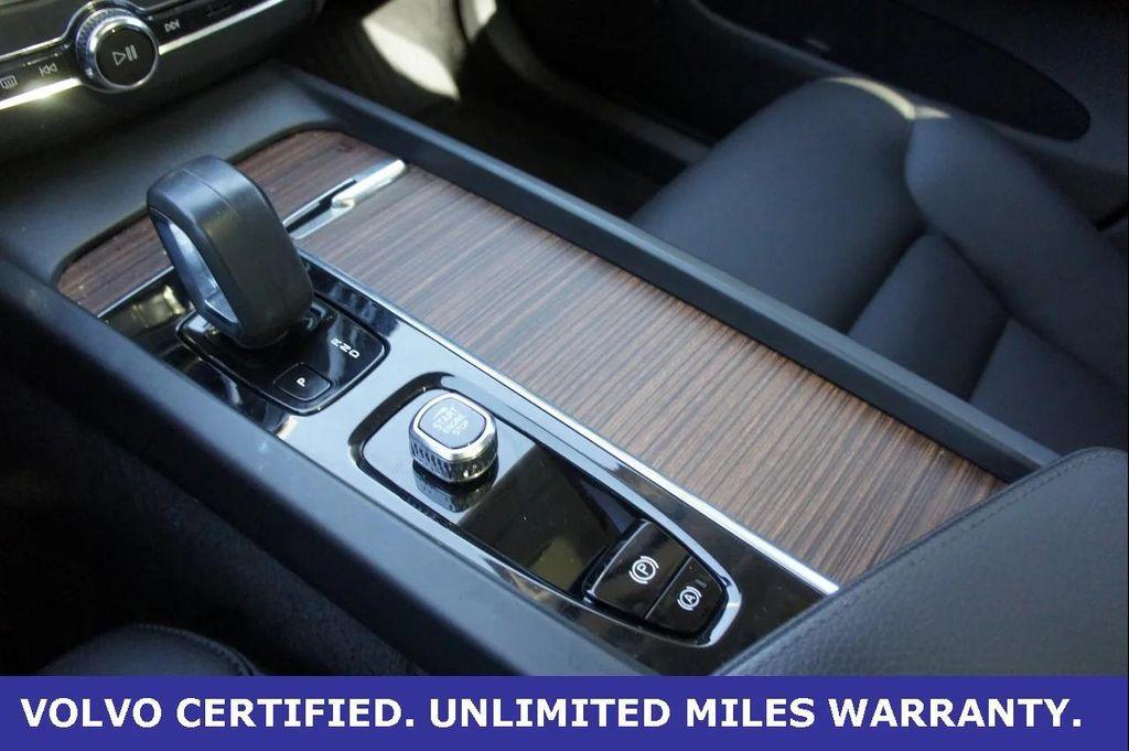 used 2022 Volvo XC60 car, priced at $31,200