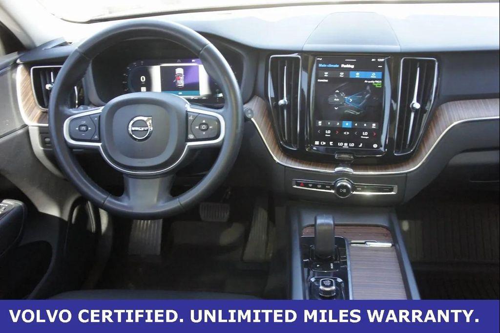 used 2022 Volvo XC60 car, priced at $31,200