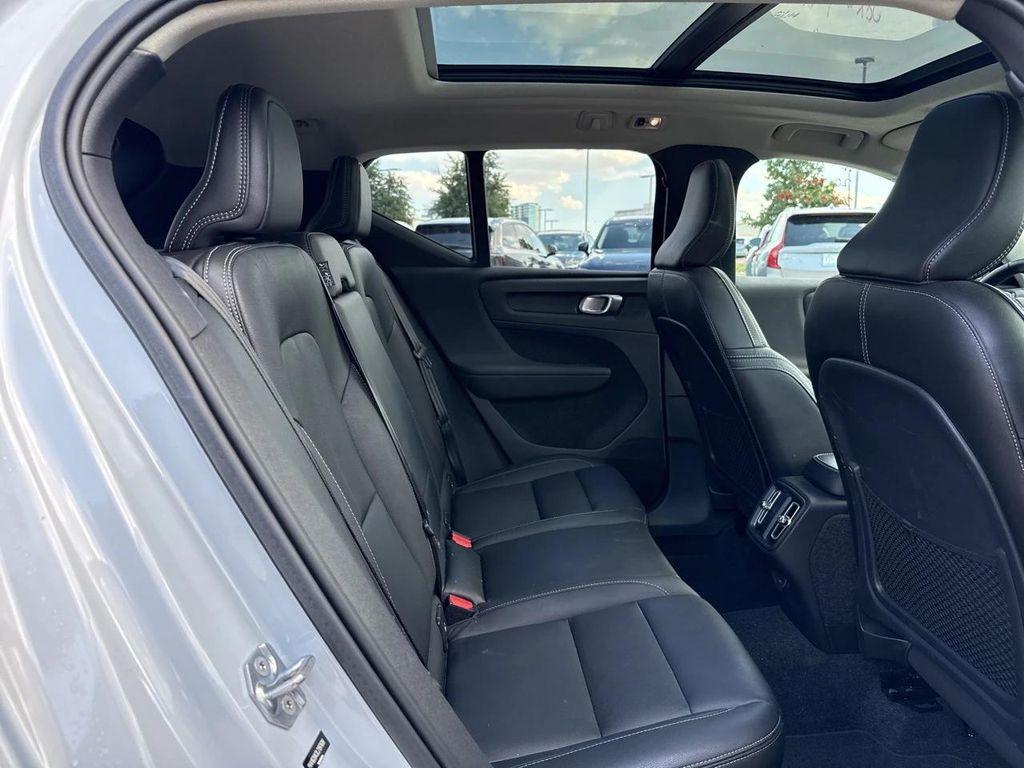 used 2020 Volvo XC40 car, priced at $25,900