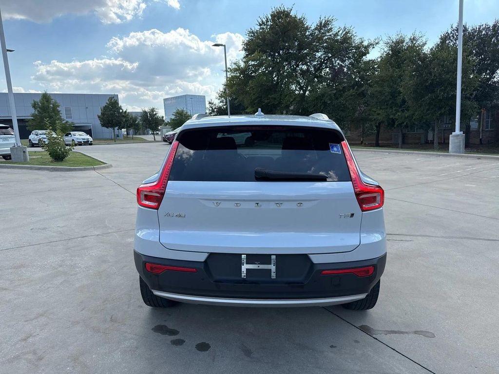 used 2020 Volvo XC40 car, priced at $25,900
