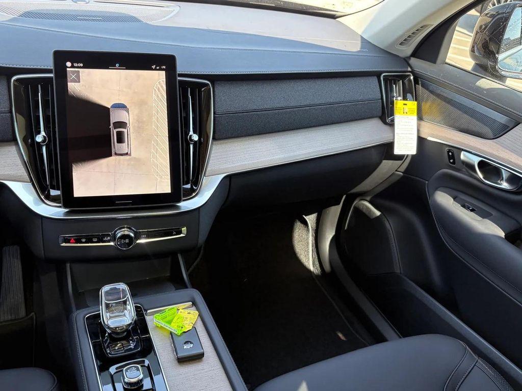 new 2026 Volvo XC90 car, priced at $72,625