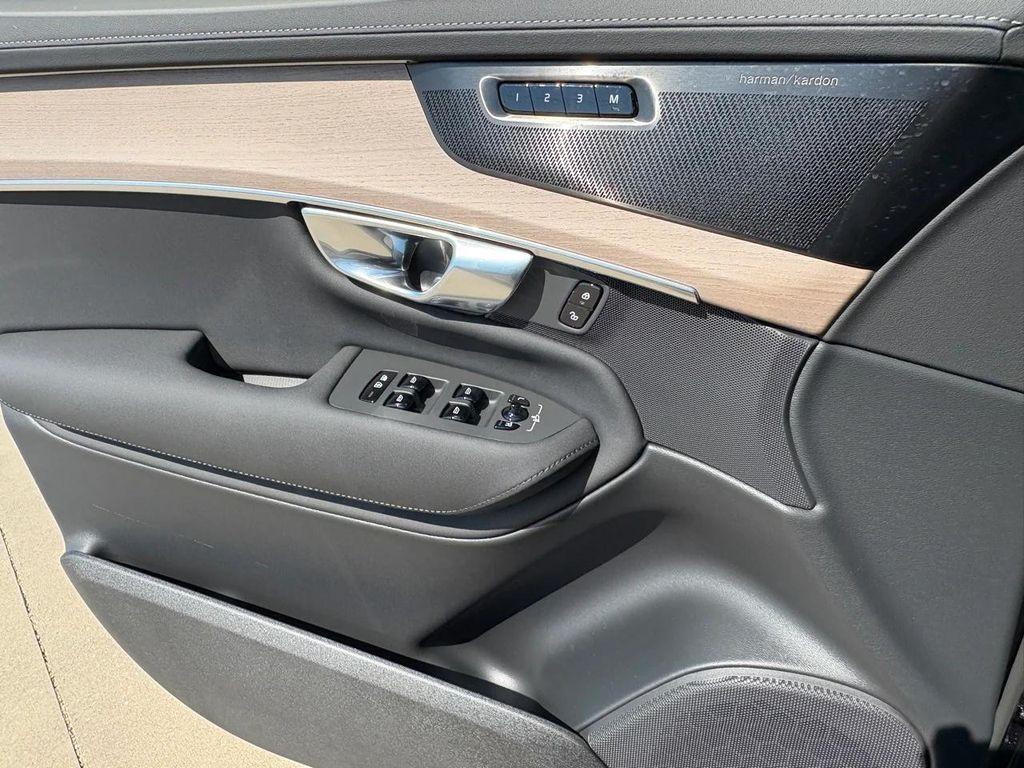 new 2026 Volvo XC90 car, priced at $72,625