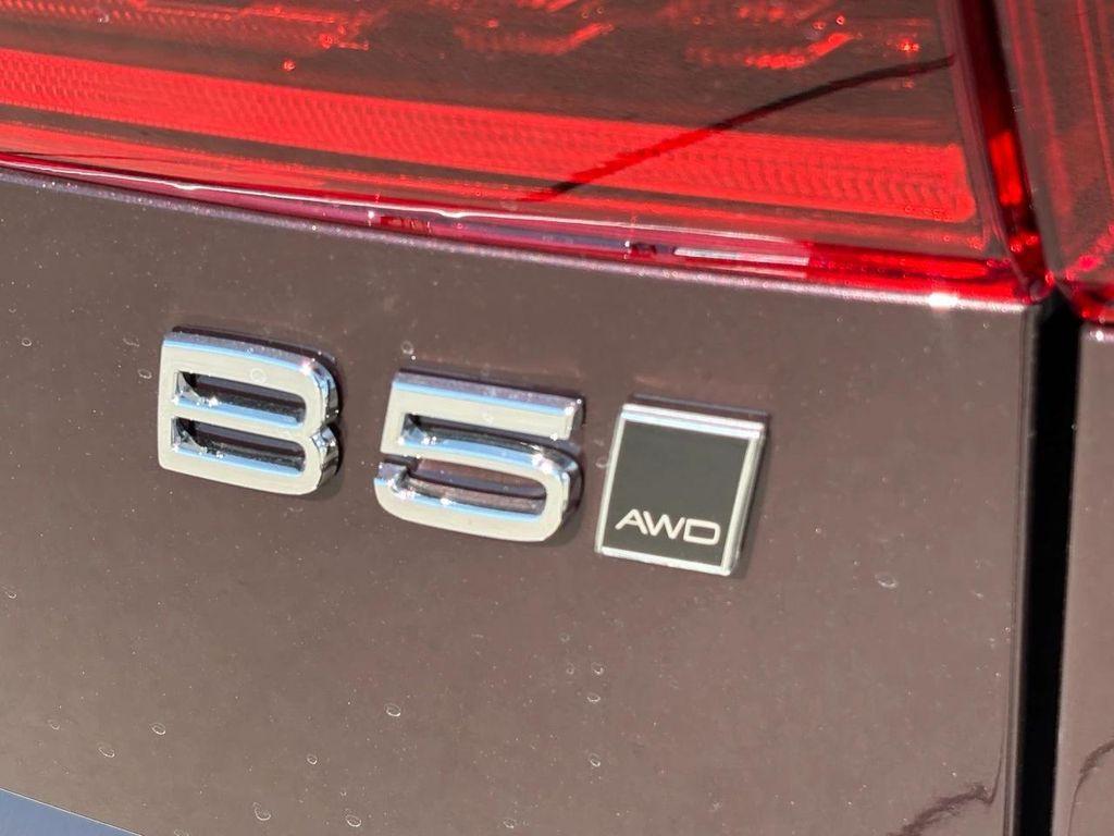 new 2026 Volvo XC60 car, priced at $66,185