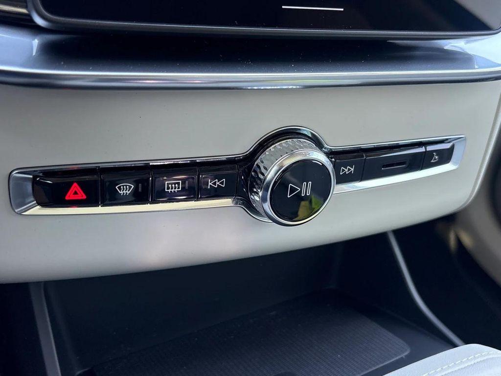 new 2026 Volvo XC90 Plug-In Hybrid car, priced at $85,625
