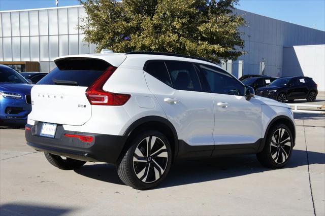 new 2025 Volvo XC40 car, priced at $48,235