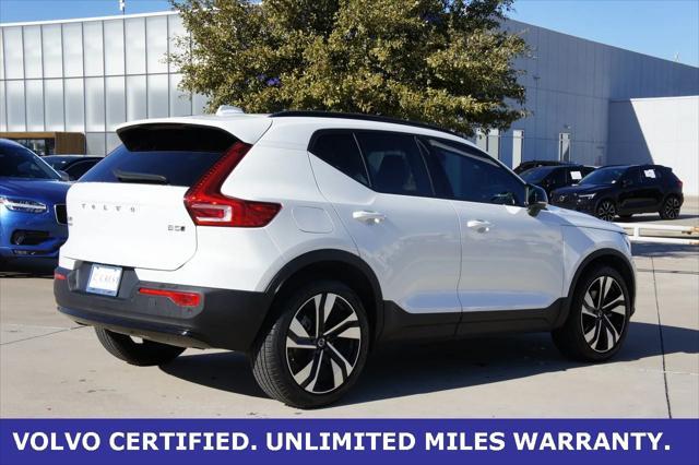 new 2025 Volvo XC40 car, priced at $48,235