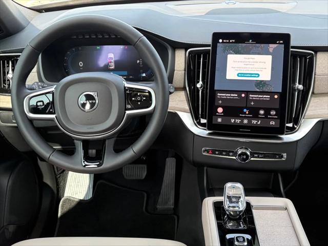 new 2025 Volvo XC90 car, priced at $60,935