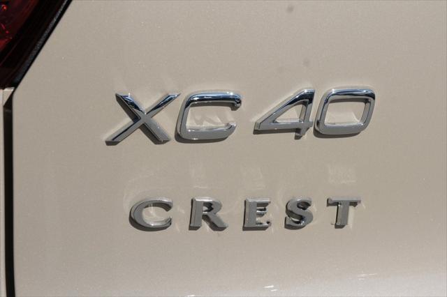 new 2025 Volvo XC40 car, priced at $50,025