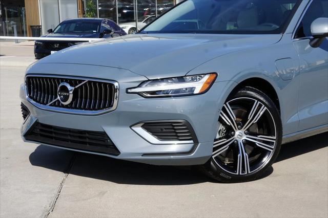 used 2022 Volvo S60 Recharge Plug-In Hybrid car, priced at $36,133