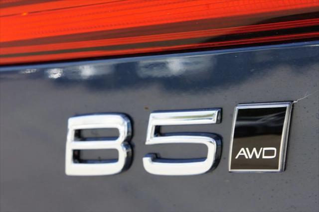 new 2025 Volvo XC60 car, priced at $59,910