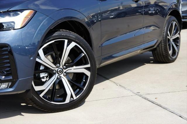 new 2025 Volvo XC60 car, priced at $59,910