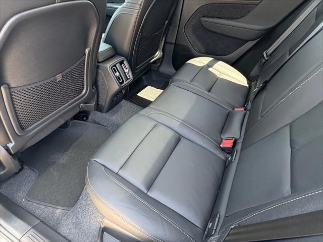 new 2025 Volvo XC40 car, priced at $50,610