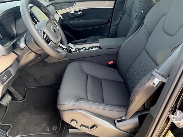 new 2025 Volvo XC90 car, priced at $67,455