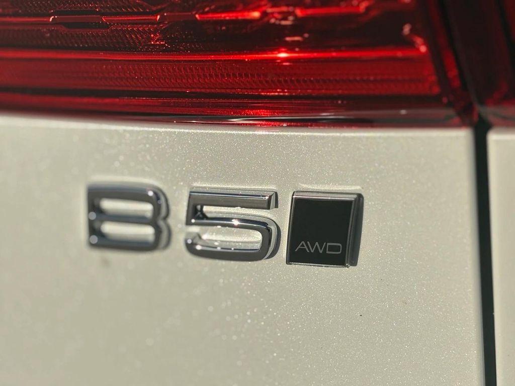 new 2025 Volvo XC60 car, priced at $55,410