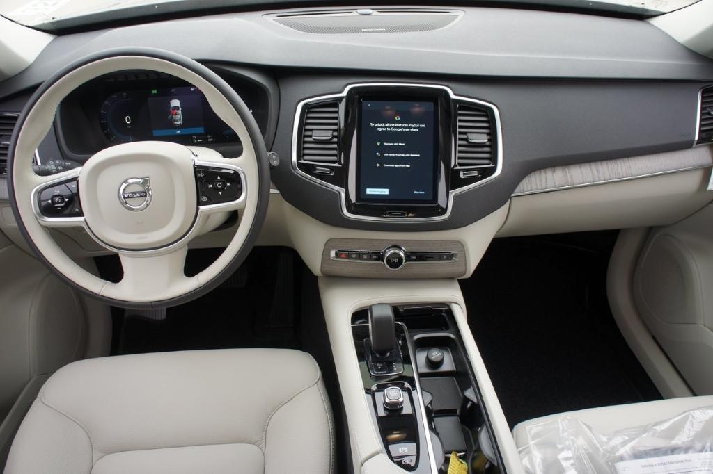 new 2025 Volvo XC90 Plug-In Hybrid car, priced at $79,060