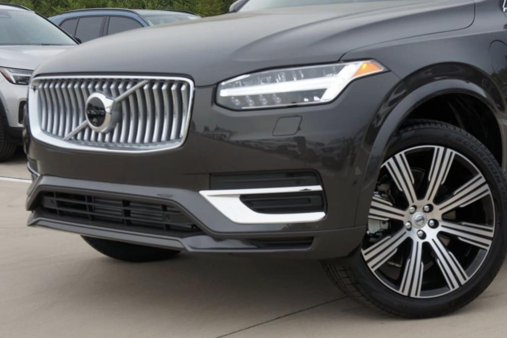 new 2025 Volvo XC90 Plug-In Hybrid car, priced at $79,060