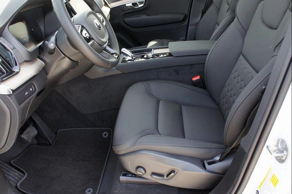 new 2025 Volvo XC90 Plug-In Hybrid car, priced at $78,805