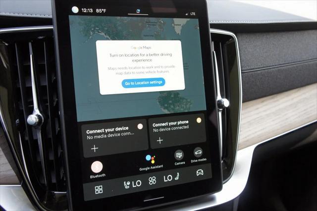 new 2025 Volvo XC90 Plug-In Hybrid car, priced at $78,805