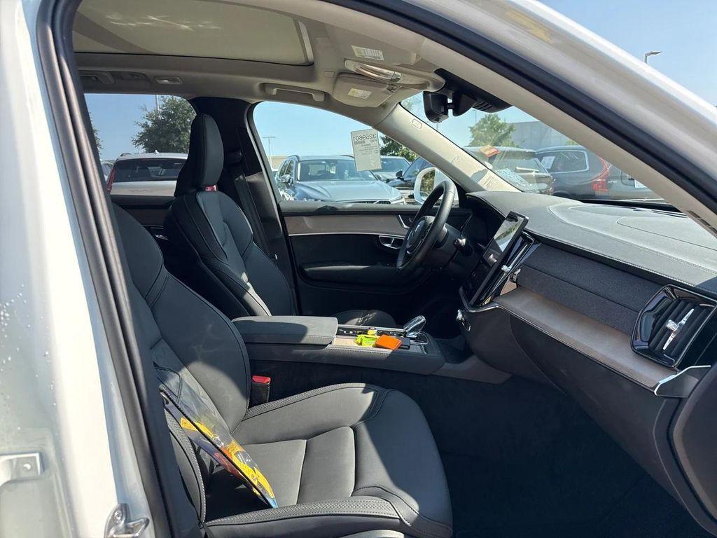 used 2025 Volvo XC90 car, priced at $58,500