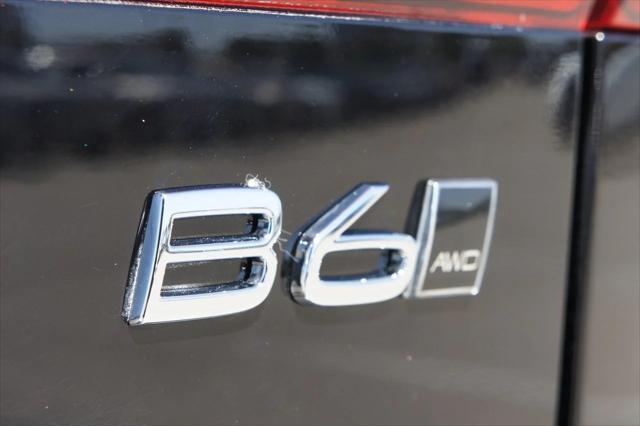 used 2022 Volvo XC60 car, priced at $38,329