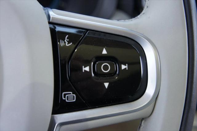 used 2022 Volvo XC60 car, priced at $38,329