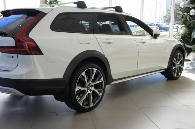 new 2025 Volvo V90 Cross Country car, priced at $76,860